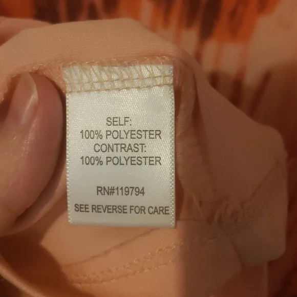 Pink Dressy top with pink studs at shoulder - Picture 4 of 6